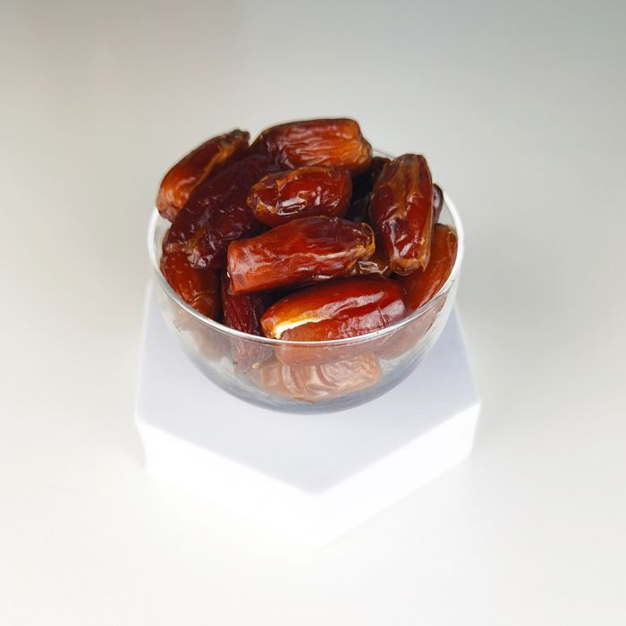 Dried Pitted Dates 500g